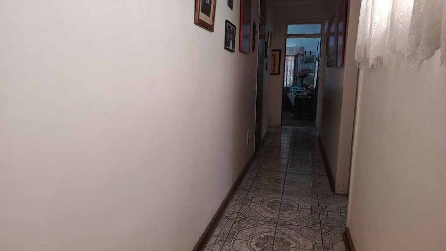 3 Bedroom Property for Sale in Roosheuwel Ext 2 North West